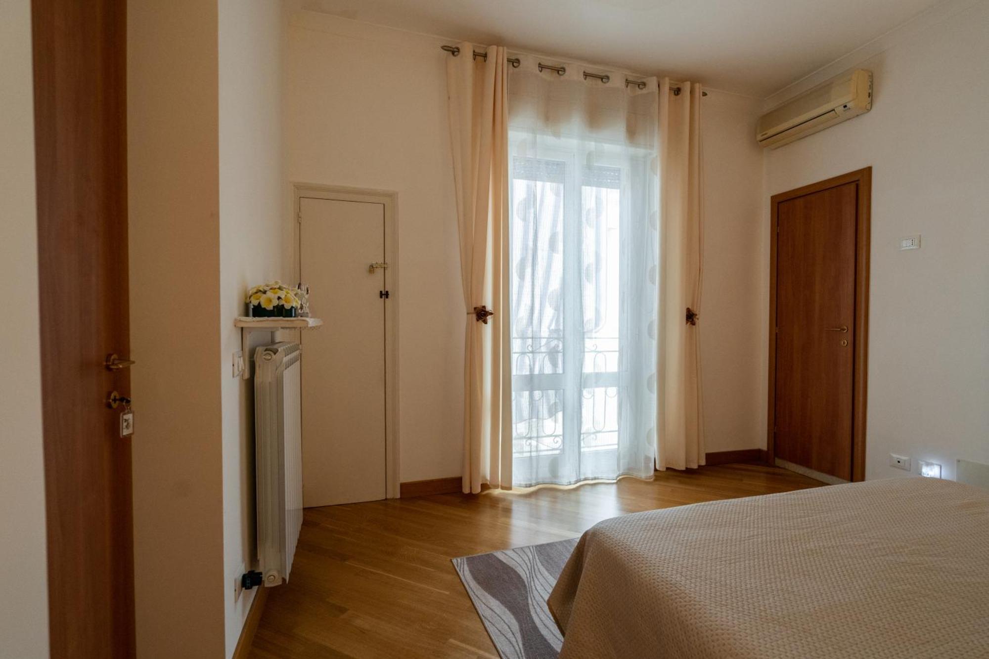 Plumeria - Vacanze In Centro A Palermo Zona Politeama Exteriér fotografie